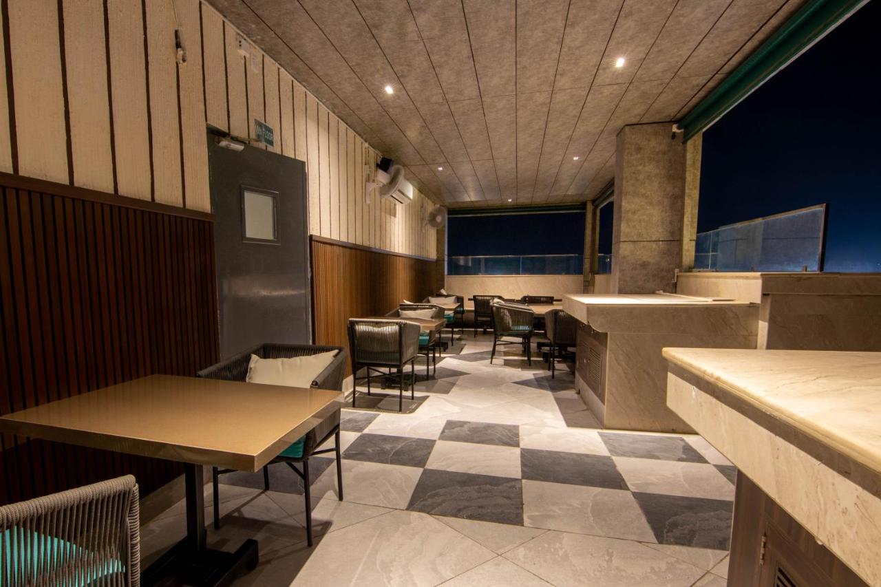 Hotel Bay Laurel Retreat Faridabad Extérieur photo