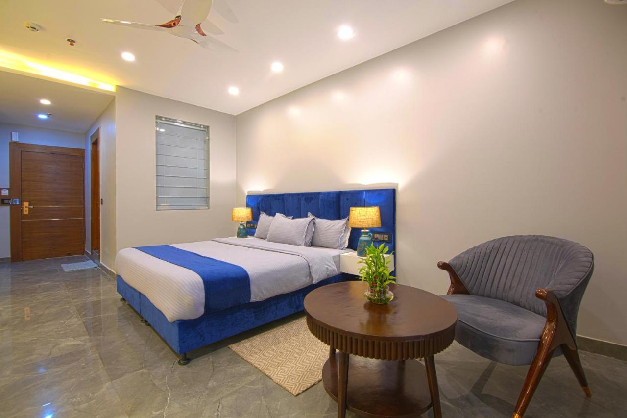 Hotel Bay Laurel Retreat Faridabad Extérieur photo