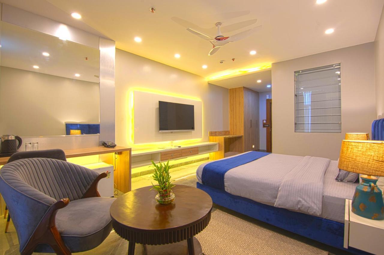 Hotel Bay Laurel Retreat Faridabad Extérieur photo